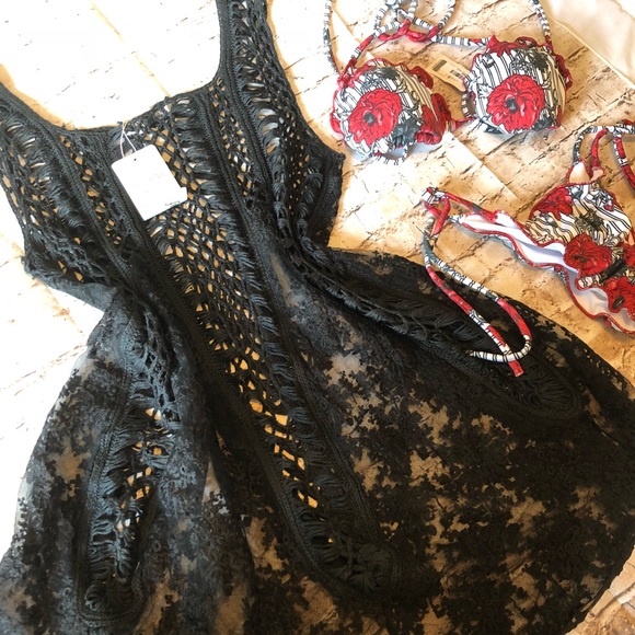 Other - 🇧🇷Lace crochet bikini cover up